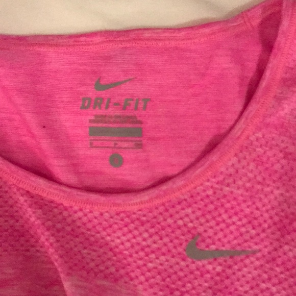 Nike Dry Fit Logn Sleeve Pink Shirt - Picture 2 of 3